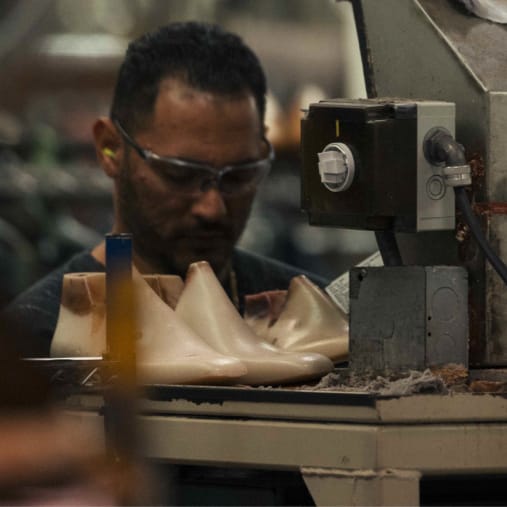 Allen Edmonds craftsperson in the Port Washington Studio
